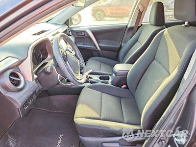 Zdjęcie 7 z 13 samochodu: 2017 TOYOTA RAV4 LE VIN:JTMZFREV7HJ716074 - miniatura