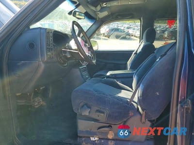 Zdjęcie 7 z 12 samochodu: 1999 CHEVROLET SILVERADO K1500 VIN:2GCEK19T0X1112122 - miniatura