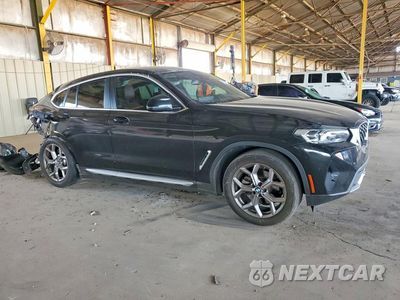 Czwarte zdjęcie samochodu z boku: 2022 BMW X4 XDRIVE30I VIN:5UX33DT01N9M00948 - miniatura