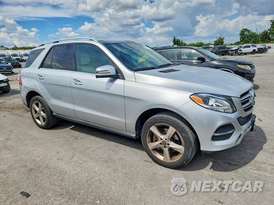 Czwarte zdjęcie samochodu z boku: 2017 MERCEDES-BENZ GLE 350 4MATIC VIN:4JGDA5HB3HA909966 - miniatura