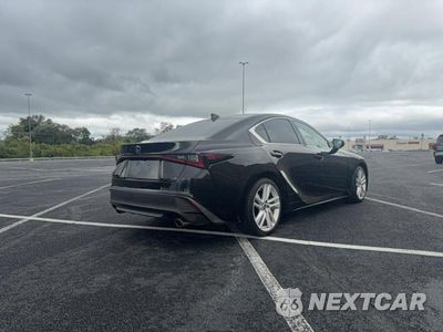 Czwarte zdjęcie samochodu z boku: 2022 LEXUS IS 300 VIN:JTHAA1D28N5118230 - miniatura
