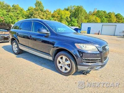 Czwarte zdjęcie samochodu z boku: 2014 AUDI Q7 PREMIUM VIN:WA1CGAFE6ED003383 - miniatura