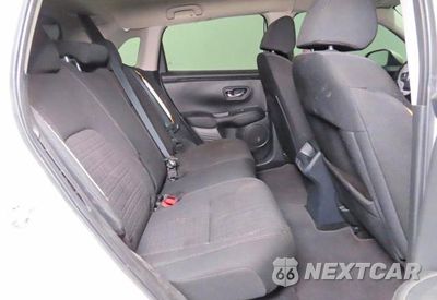 Zdjęcie 6 z 10 samochodu: 2026 HONDA HR-V LX VIN:3CZRZ1H30TM720797 - miniatura
