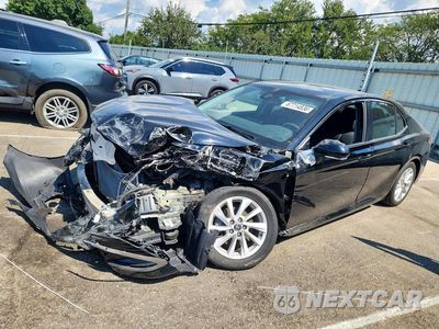 2021 TOYOTA CAMRY LE 4T1R11AKXMU614798 - główne zdjęcie licytacji z USA - miniatura