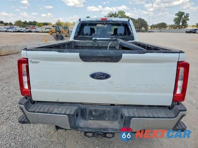 Zdjęcie 10 z 13 samochodu: 2025 FORD F250 SUPER DUTY VIN:1FT8W2BTXSEE04319 - miniatura