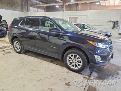 Czwarte zdjęcie samochodu z boku: 2020 CHEVROLET EQUINOX LT VIN:2GNAXUEV3L6175583 - miniatura