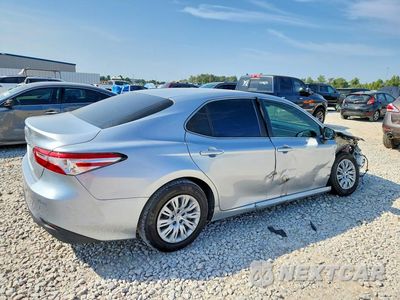 Trzecie zdjęcie samochodu z tyłu: 2018 TOYOTA CAMRY L VIN:4T1B11HK7JU650404 - miniatura