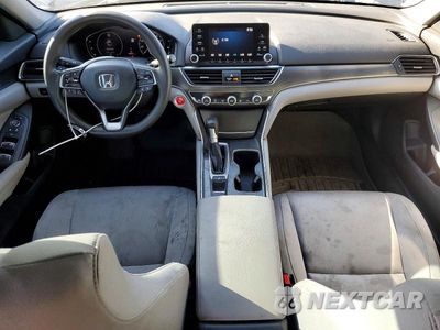 Zdjęcie 8 z 12 samochodu: 2018 HONDA ACCORD LX VIN:1HGCV1F19JA148391 - miniatura