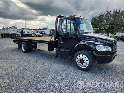 Czwarte zdjęcie samochodu z boku: 2015 FREIGHTLINER M2 106 MEDIUM DUTY VIN:1FVACWDT8FHGJ4458 - miniatura