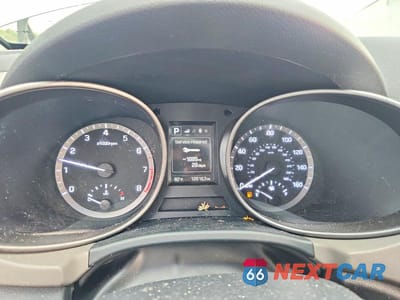 Zdjęcie 9 z 13 samochodu: 2017 HYUNDAI SANTA FE SE VIN:KM8SM4HF1HU250747 - miniatura