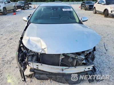 Piąte zdjęcie samochodu w środku: 2021 TOYOTA COROLLA LE VIN:JTDEPMAE8MJ174997 - miniatura