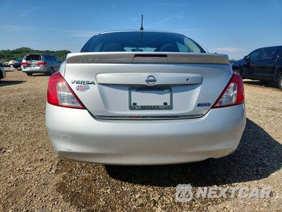 Zdjęcie 6 z 12 samochodu: 2014 NISSAN VERSA 1.6 S VIN:3N1CN7AP0EL819820 - miniatura