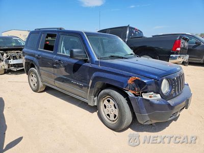 Czwarte zdjęcie samochodu z boku: 2015 JEEP PATRIOT SPORT VIN:1C4NJRBB7FD231341 - miniatura