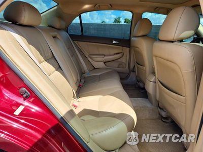 Zdjęcie 10 z 13 samochodu: 2005 HONDA ACCORD EX VIN:1HGCM66595A804372 - miniatura