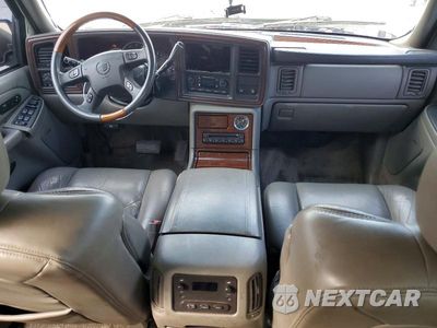Zdjęcie 8 z 12 samochodu: 2003 CADILLAC ESCALADE EXT VIN:3GYEK63NX3G188952 - miniatura