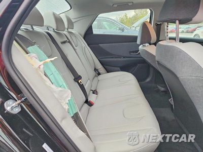 Zdjęcie 10 z 13 samochodu: 2026 HYUNDAI ELANTRA SEL SPORT PLUS VIN:KMHLM4DG0TU293715 - miniatura