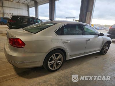 Trzecie zdjęcie samochodu z tyłu: 2012 VOLKSWAGEN PASSAT SE VIN:1VWBN7A37CC044864 - miniatura