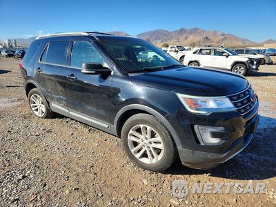 Czwarte zdjęcie samochodu z boku: 2017 FORD EXPLORER XLT VIN:1FM5K7D8XHGD91326 - miniatura