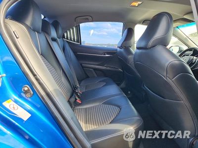 Zdjęcie 10 z 13 samochodu: 2018 TOYOTA CAMRY SE VIN:4T1B11HK7JU070456 - miniatura