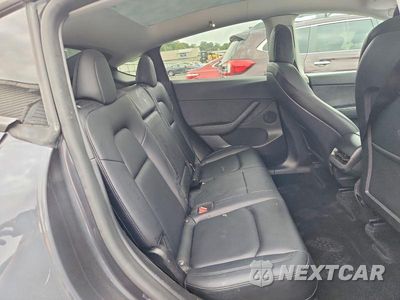 Zdjęcie 11 z 13 samochodu: 2021 TESLA MODEL Y VIN:5YJYGDEE1MF259100 - miniatura