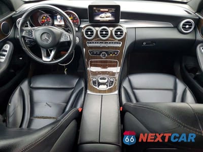 Zdjęcie 8 z 12 samochodu: 2018 MERCEDES-BENZ C 300 VIN:55SWF4JB9JU255375 - miniatura