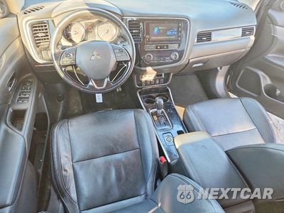 Zdjęcie 8 z 13 samochodu: 2019 MITSUBISHI OUTLANDER SE VIN:JA4AZ3A35KJ000734 - miniatura