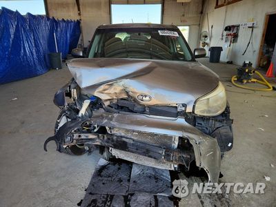 Piąte zdjęcie samochodu w środku: 2015 KIA SOUL BASE VIN:KNDJN2A28F7170625 - miniatura