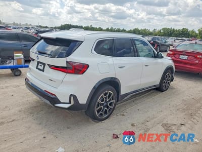 Czwarte zdjęcie samochodu z boku: 2026 BMW X1 XDRIVE28I VIN:WBX73EF05T5400155 - miniatura