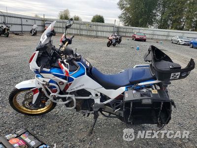 Trzecie zdjęcie samochodu z tyłu: 2020 HONDA CRF1100 A4 VIN:JH2SD1022LK000179 - miniatura