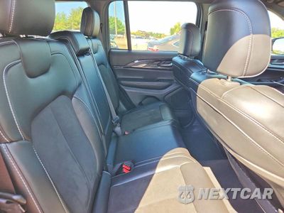 Zdjęcie 11 z 13 samochodu: 2023 JEEP GRAND CHEROKEE LAREDO VIN:1C4RJHAG8PC505453 - miniatura