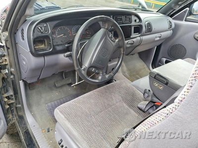 Zdjęcie 8 z 12 samochodu: 2001 DODGE RAM 1500 VIN:3B7HF13Z31G813718 - miniatura