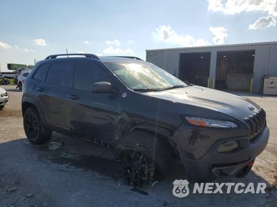 Czwarte zdjęcie samochodu z boku: 2017 JEEP CHEROKEE TRAILHAWK VIN:1C4PJMBS4HW564163 - miniatura