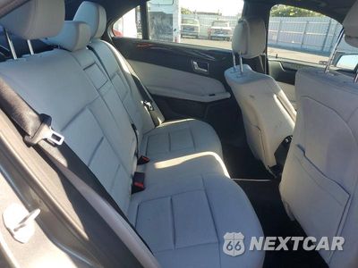 Zdjęcie 10 z 13 samochodu: 2016 MERCEDES-BENZ E 350 VIN:WDDHF5KB9GB316997 - miniatura