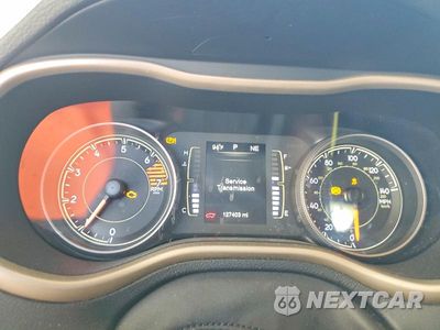 Zdjęcie 9 z 13 samochodu: 2016 JEEP CHEROKEE LATITUDE VIN:1C4PJLCB6GW297597 - miniatura