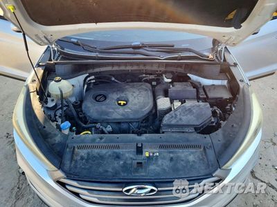 Zdjęcie 12 z 13 samochodu: 2016 HYUNDAI TUCSON SE VIN:KM8J23A41GU035999 - miniatura