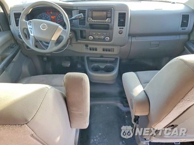 Zdjęcie 8 z 12 samochodu: 2018 NISSAN NV 1500 S VIN:1N6BF0KM0JN813654 - miniatura