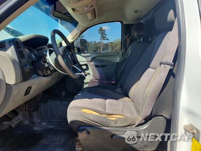Zdjęcie 7 z 12 samochodu: 2011 CHEVROLET SILVERADO K2500 HEAVY DUTY VIN:1GB0KVCG8BF174645 - miniatura