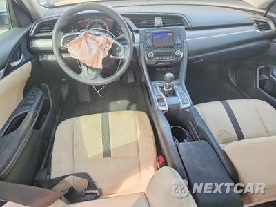 Zdjęcie 8 z 12 samochodu: 2018 HONDA CIVIC LX VIN:19XFC2E59JE035727 - miniatura