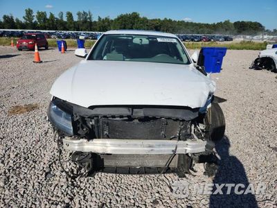 Piąte zdjęcie samochodu w środku: 2011 AUDI A4 PREMIUM VIN:WAUBFAFL0BN025434 - miniatura