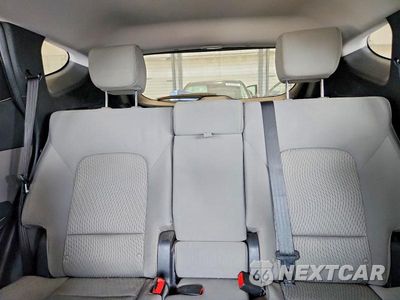 Zdjęcie 10 z 13 samochodu: 2018 HYUNDAI SANTA FE SPORT 2.4L VIN:5NMZTDLB7JH084211 - miniatura