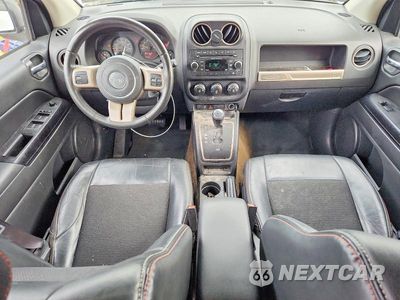Zdjęcie 8 z 13 samochodu: 2016 JEEP COMPASS SPORT VIN:1C4NJDBB4GD725693 - miniatura