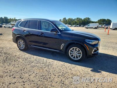 Czwarte zdjęcie samochodu z boku: 2021 BMW X5 XDRIVE40I VIN:5UXCR6C00M9G86013 - miniatura