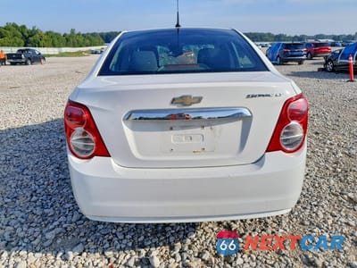 Zdjęcie 6 z 12 samochodu: 2012 CHEVROLET SONIC LT VIN:1G1JD5SH6C4138270 - miniatura