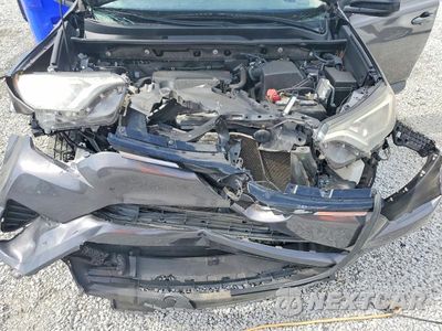 Zdjęcie 12 z 13 samochodu: 2018 TOYOTA RAV4 LE VIN:JTMZFREV4JJ725014 - miniatura