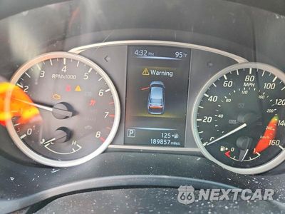 Zdjęcie 9 z 13 samochodu: 2017 NISSAN SENTRA SV VIN:3N1AB7AP2HL642692 - miniatura