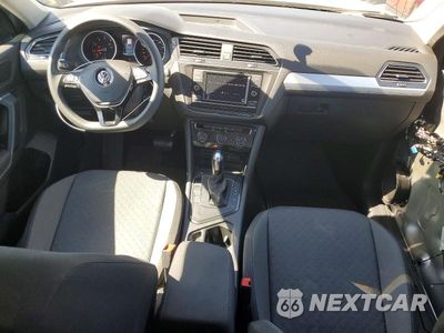 Zdjęcie 8 z 13 samochodu: 2019 VOLKSWAGEN TIGUAN S VIN:3VV1B7AX5KM097295 - miniatura