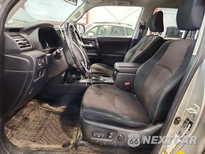 Zdjęcie 7 z 13 samochodu: 2016 TOYOTA 4RUNNER TRAIL VIN:JTEBU5JR6G5304529 - miniatura