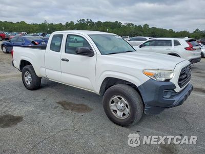 Czwarte zdjęcie samochodu z boku: 2018 TOYOTA TACOMA SR VIN:5TFRX5GN5JX117759 - miniatura