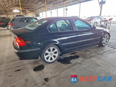Trzecie zdjęcie samochodu z tyłu: 2003 BMW 3 SERIES 325 I VIN:WBAAZ33443PH32038 - miniatura
