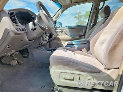 Zdjęcie 7 z 12 samochodu: 2007 TOYOTA SEQUOIA SR5 VIN:5TDZT34A47S294318 - miniatura
